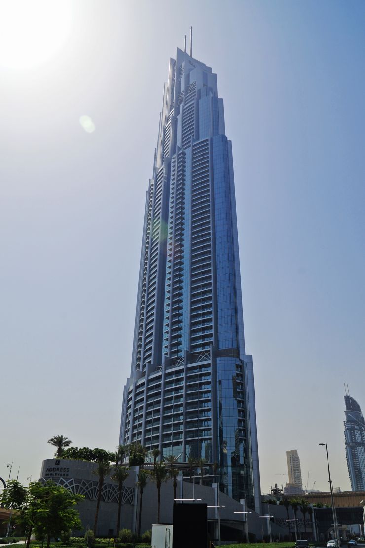 𝐀𝐝𝐝𝐫𝐞𝐬𝐬 𝐁𝐨𝐮𝐥𝐞𝐯𝐚𝐫𝐝 – Dubai’s Most Prestigious Skyscraper Hotel